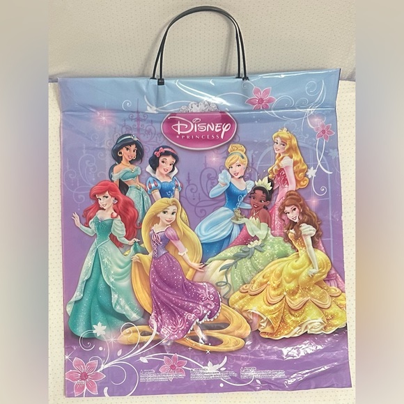 Disney Belle Gift Bundle 🌹 - Picture 12 of 15